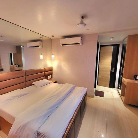 Solitaire Hotel New Delhi Luaran gambar