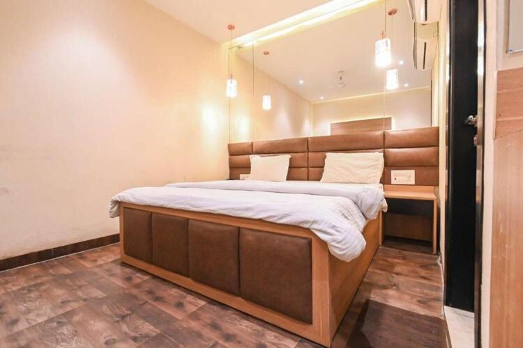 Solitaire Hotel New Delhi Luaran gambar