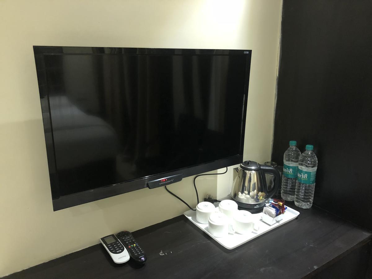 Solitaire Hotel New Delhi Luaran gambar