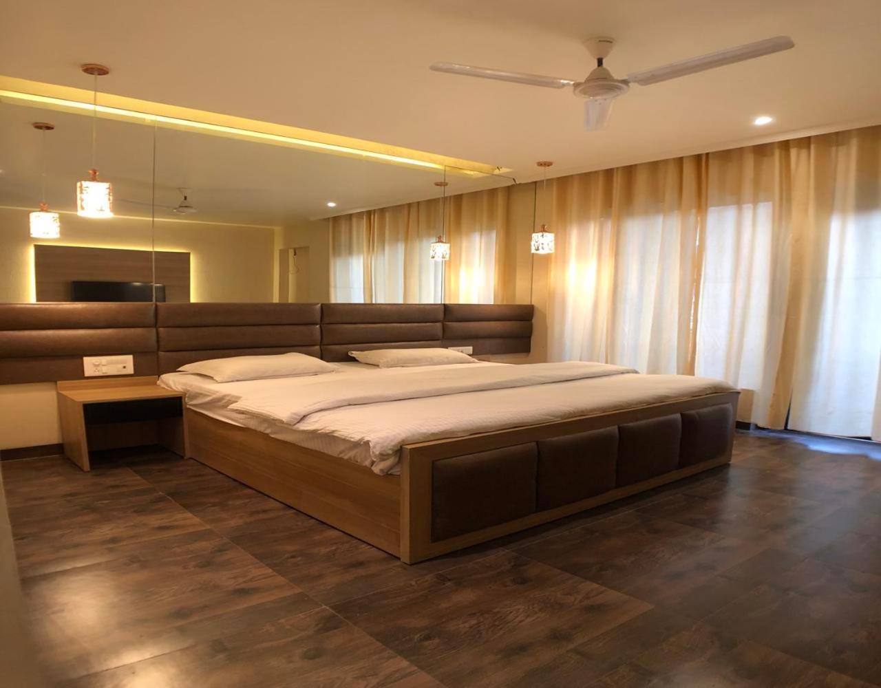 Solitaire Hotel New Delhi Luaran gambar